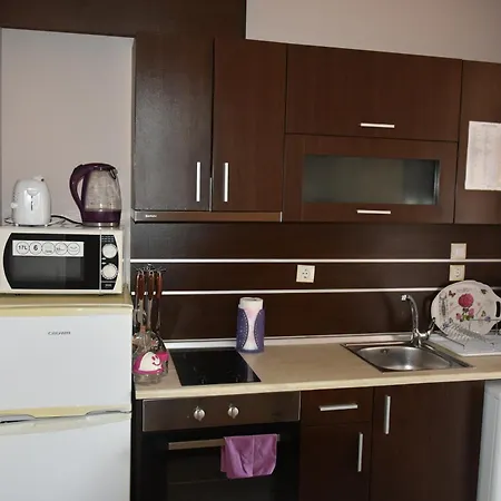 In Garden Beach Apartment