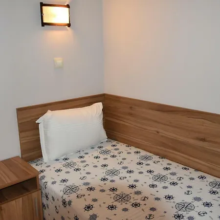 Apartment In Garden Beach Tschernomorez