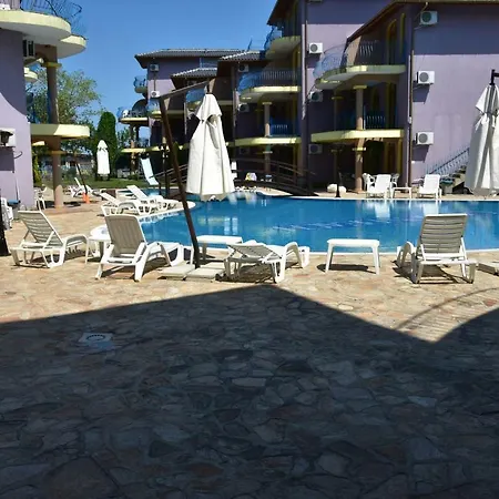 In Garden Beach *