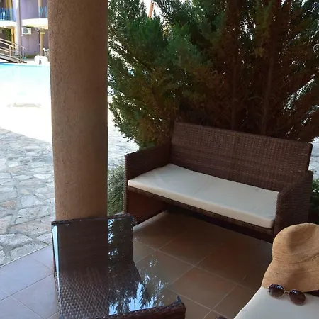 In Garden Beach Chernomorets