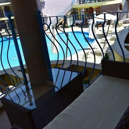 In Garden Beach Chernomorets
